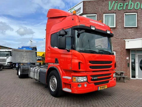 Scania P250 P250 EURO6 4X2 SLEEPING CABIN CHASSIS WITH LIFT