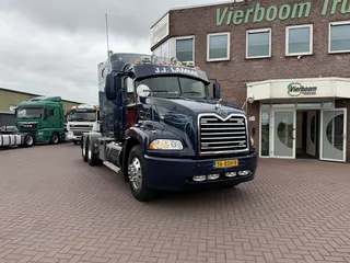 MACK CXN 613 CXN 613 Concourstaat / 6X4 trekker / NL Kenteken /