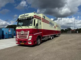 Mercedes-Benz Actros ACTROS 2745L GIGA BLUMEN /FLOWER TRANSPORT TRS KUHLER COMPLETT MIT 2015 KUHL ANHNAGER AUCH MIT TRS TOPZUSTAND!!!