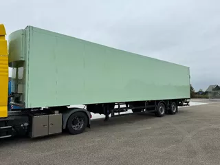 Schmitz Cargobull 2-Assige gestuurde bloemen/planten oplegger met 2 tons klep en kachel NIEUWE APK!!!!!!!!!