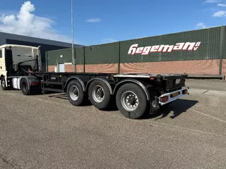 Van Hool Van Hool container chassis / SAF drum / 2x Lift Axle / tankcontainer
