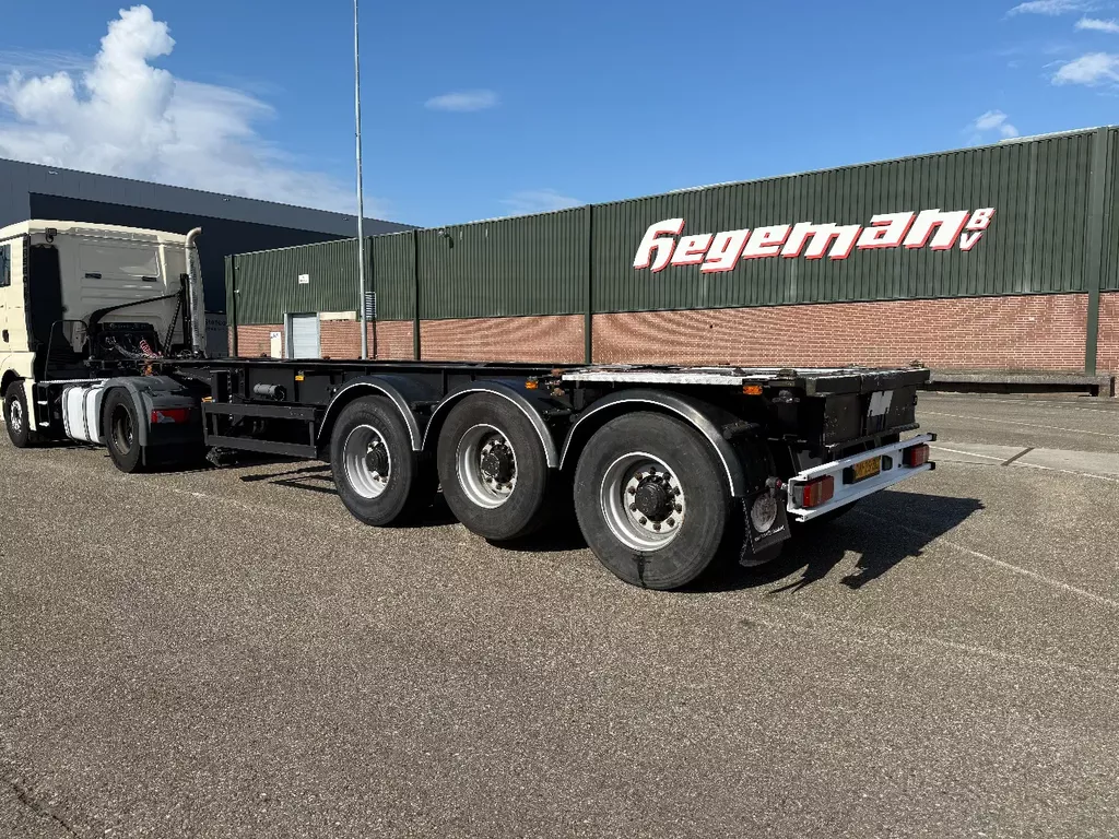 Van Hool Van Hool container chassis / SAF drum / 2x Lift Axle / tankcontainer