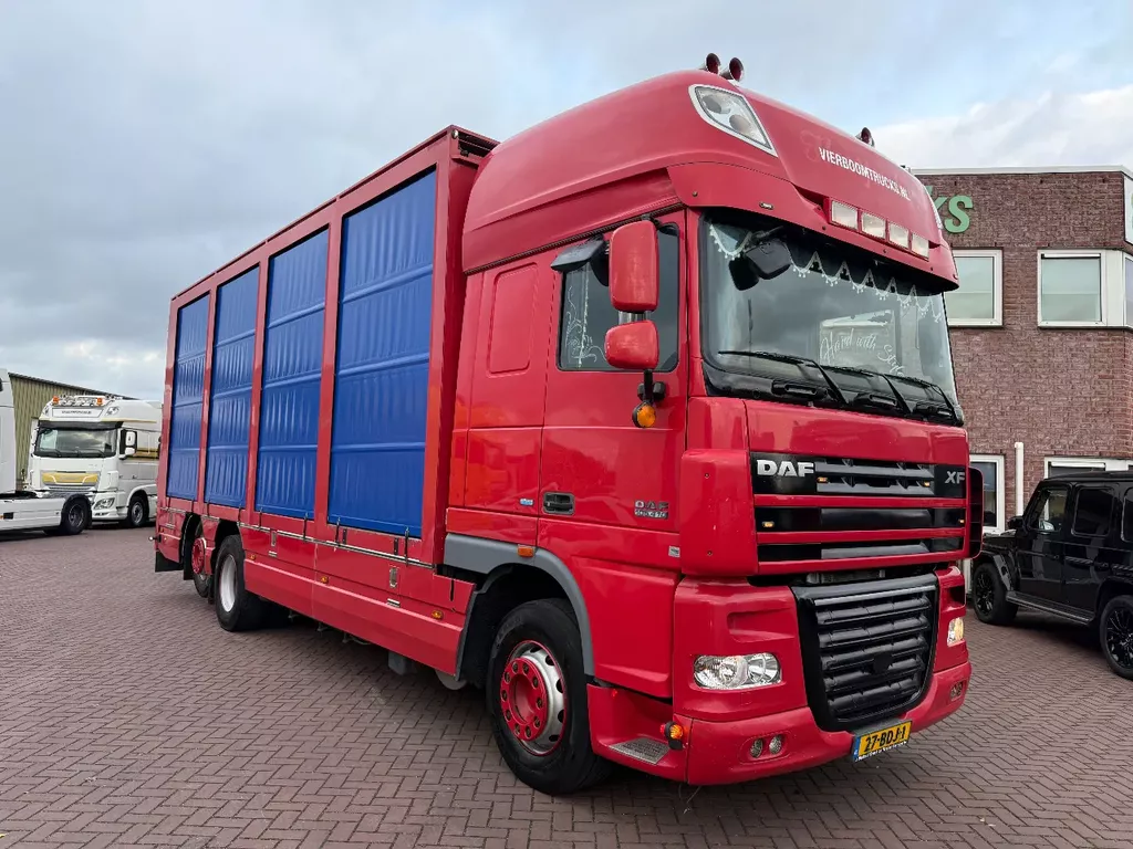 DAF XF105-410 6X FAR / Euro5-ATE / box with lift / NL- Truck