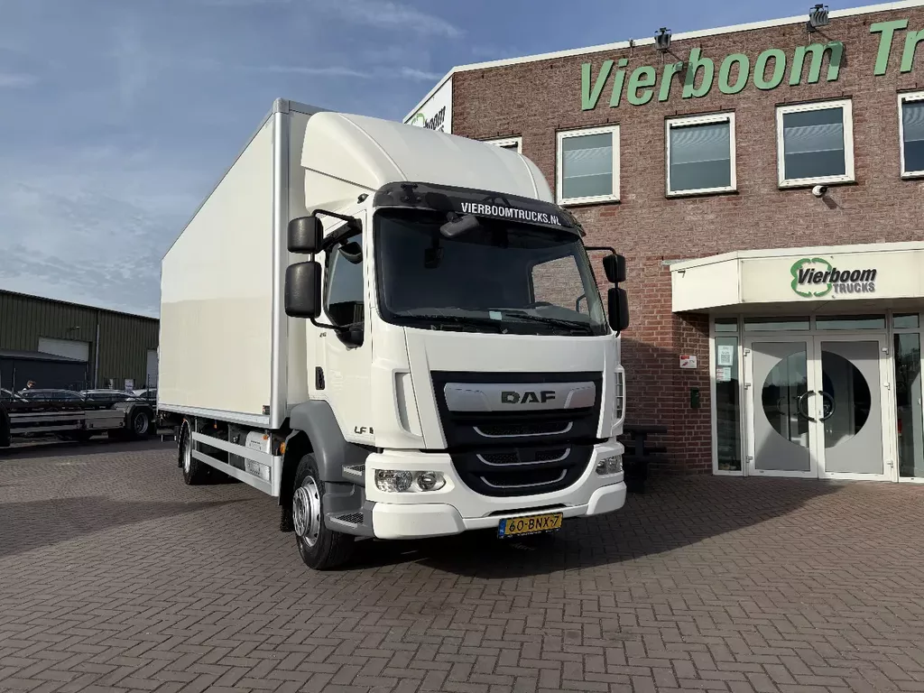 DAF LF 210 LF 210 4X2 Koffer mit 2.000KG Ladebordwand 11.990KG Holland Truck TOP ZUSTAND