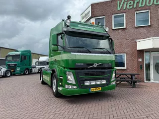 Volvo FM FM370 4X2 Globetrotter / Welgro compressor / Dynimac steering / Holland Truck
