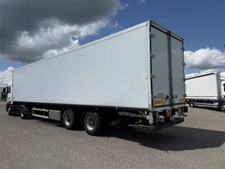 Fruehauf 2-Achse Isokoffer mit Lenkachse und LBW Reifen 90%