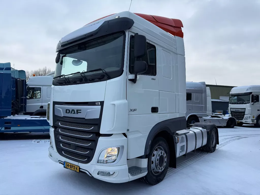 DAF XF480 XF480 4X2 / 2X Bett / Euro6 D / Production 10-2020 / APK-TUV 10-2026 / NL Truck