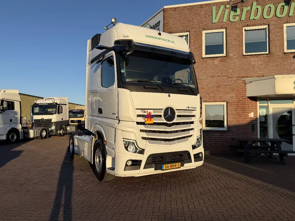 Mercedes-Benz Actros Actros 1951LS Gigaspace / Mirrorcams / Full spoilers / night airco / Top condition