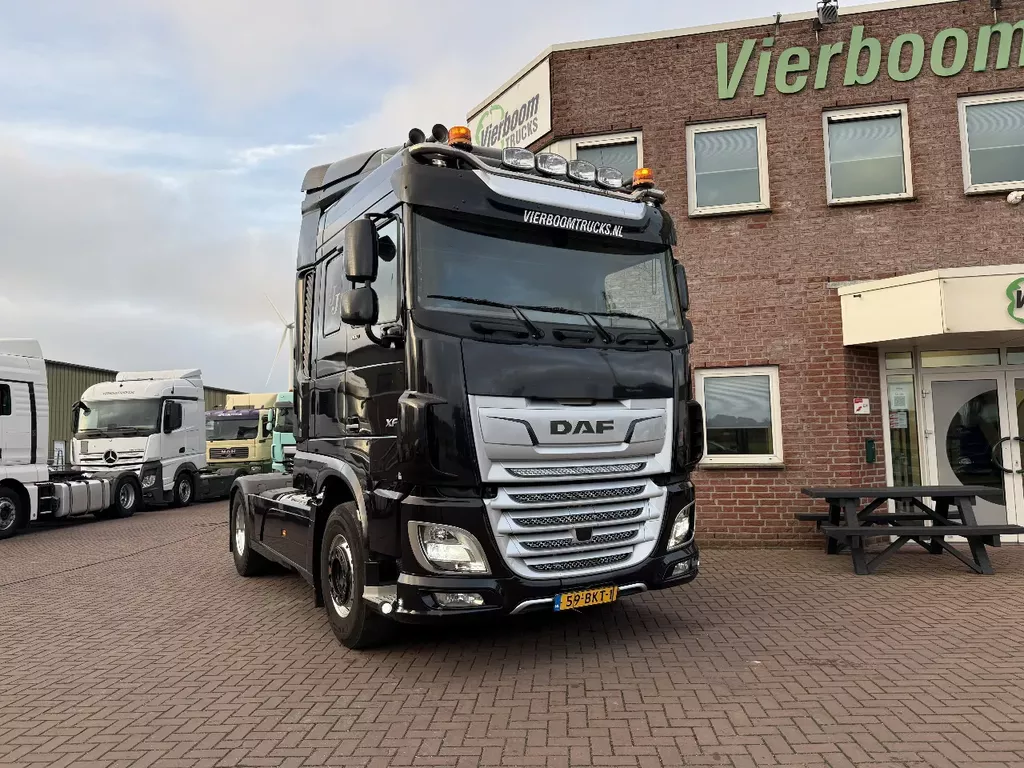DAF XF480 XF480 4X2 / Hydrauliek / acc / 9 tons vooras / schuifschotel