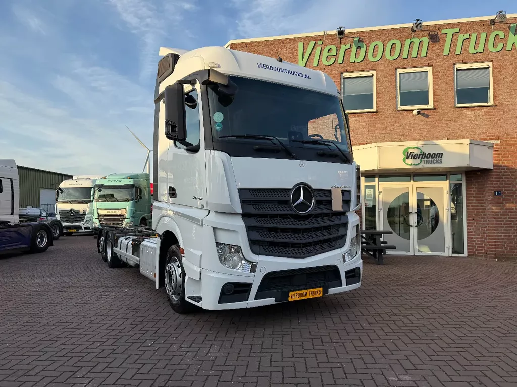Mercedes-Benz Actros Actros 2542LL 6X2 BDF / ACC / AHK/ 678TKM / SMART TACHO / NL TRUCK