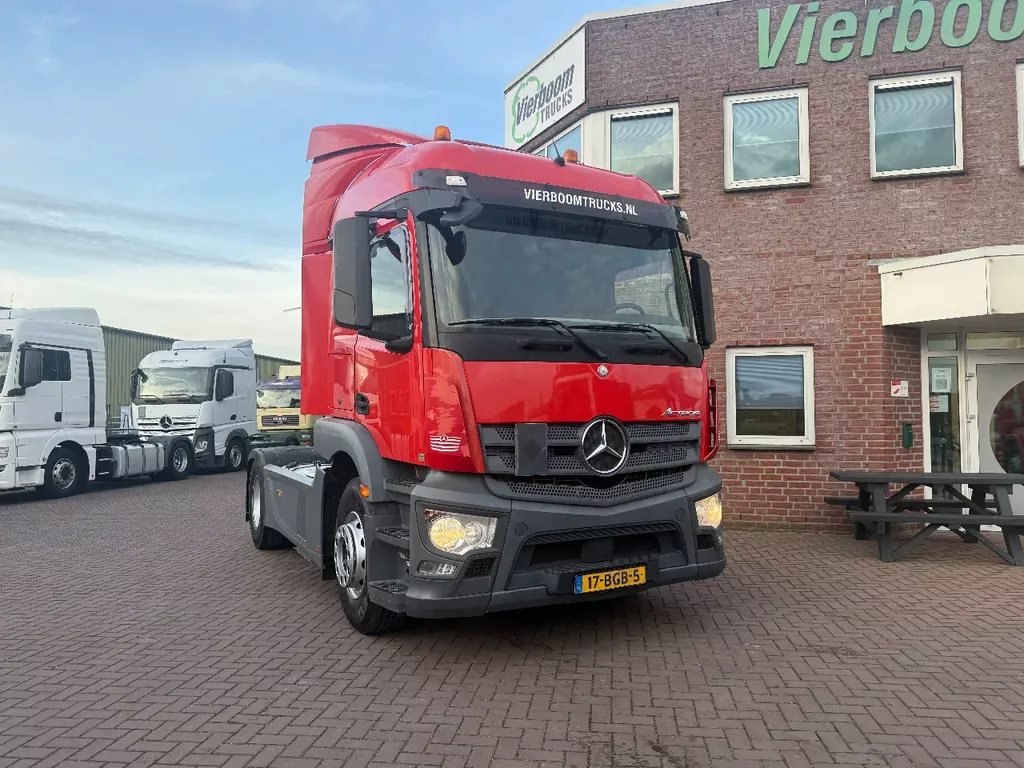 Mercedes-Benz Actros Actros 1836LS Streamspace / ONLY 740.643km / Holland Truck