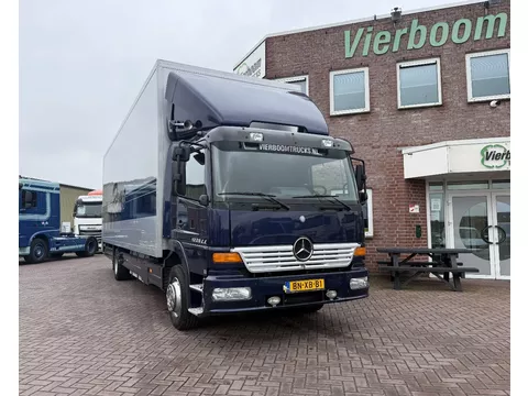 Mercedes-Benz 1223L Koffer mit Ladebordwand / Klima / Euro3 / 11.990KG