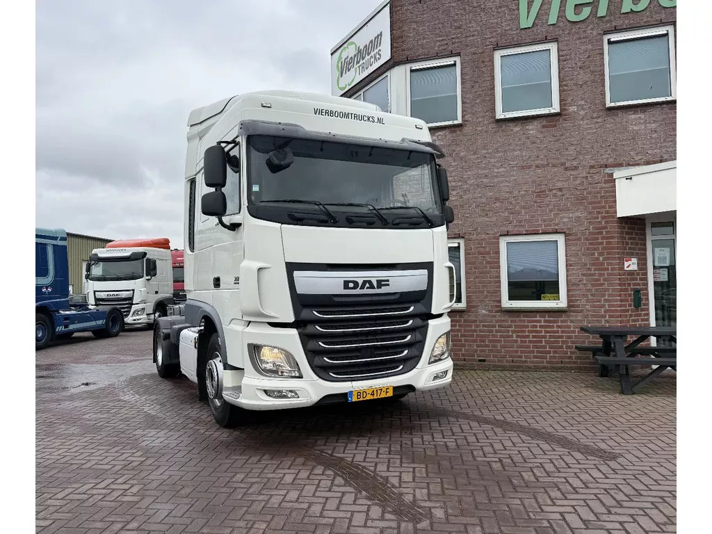 DAF XF 460 4X2 SPACECAB ONLY 450308KM!!! SUPERCONDITION
