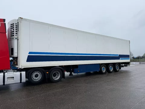 Schmitz Cargobull SKO 24 SKO 24 / 2X Liftas / Thermoking SL200 / D'hollandia / TOP NL
