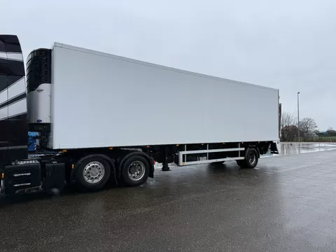 HTF HZO 22 HEIWO Koel/Vries city oplegger