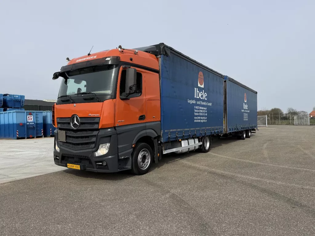 Mercedes-Benz Actros 1840 Mercedes-Benz Actros 1840 L Komplett mit Anhanger / Retarder / 875tkm