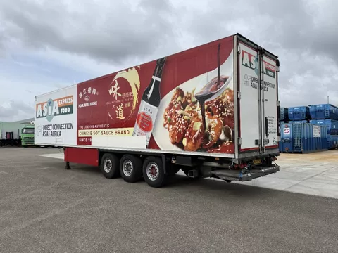 Schmitz Cargobull N/A SCB*S3B / Thermoking / Lift axle / Lift