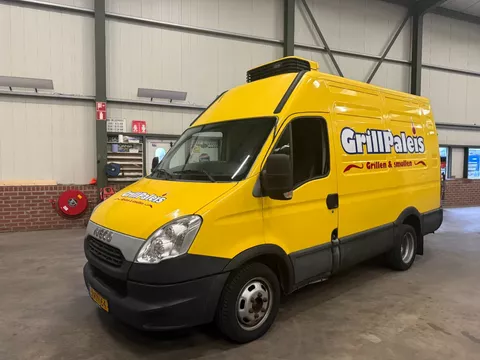 Iveco Daily 35C15 / Carrier Kuhlung / AHK mit luft / TUV bis 12-2026