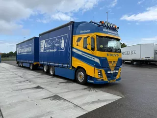 Volvo FH 16 FH750 Schiebeplane mit Anhanger komplett 2017 Wie Neu!!!
