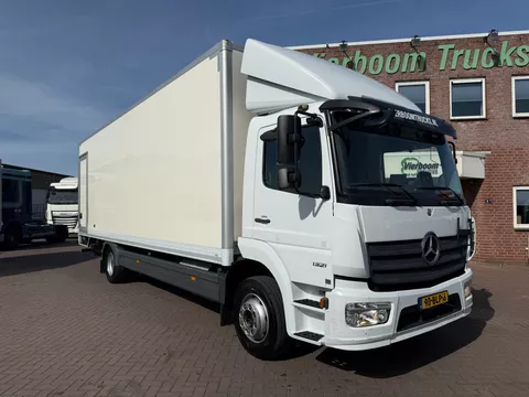 Mercedes-Benz Atego Atego 1321L Koffer mit Ladebordwand / ACC / MB Service