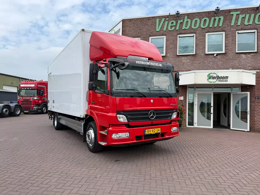 Mercedes-Benz Atego 1222 Atego 1222L Koffer mit Ladebordwand