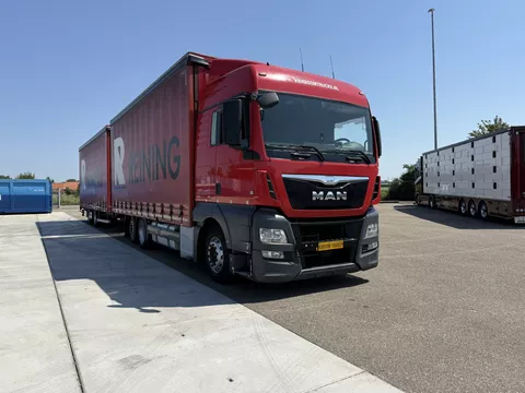 MAN TGX 24.400 MAN TGX TGX 24.400 6X2 Komplett mit Anhanger 115m3