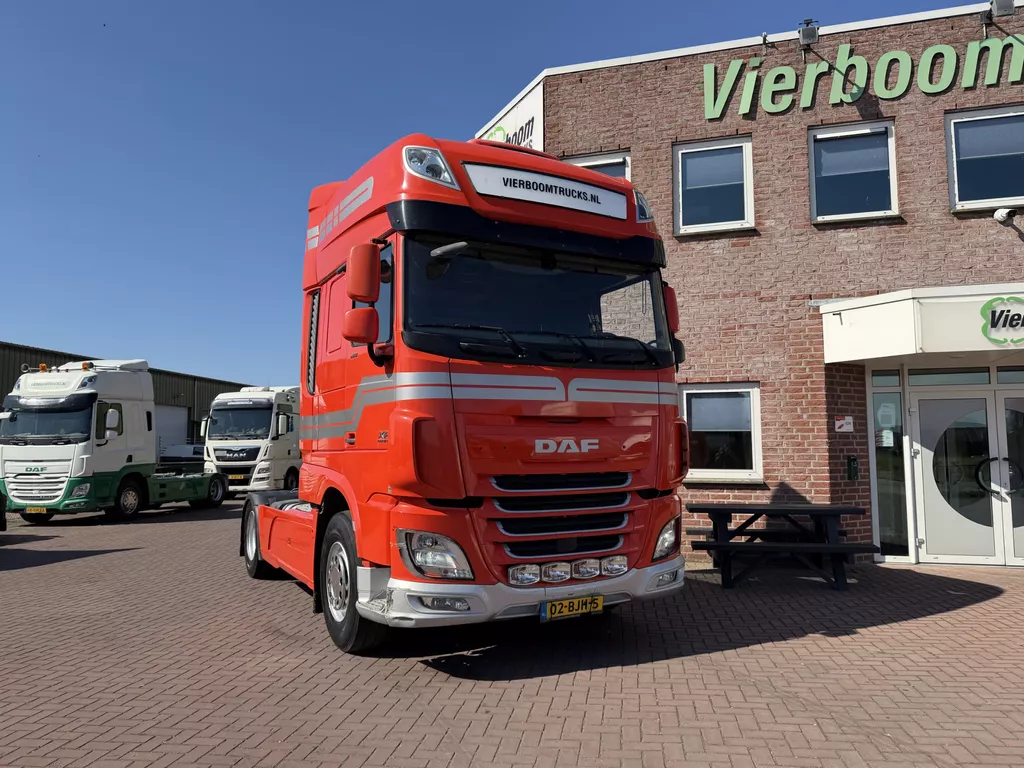 DAF XF 460 XF460 4X2 SSC / Hydraulics / Smart tacho / Night airco / NL-Truck