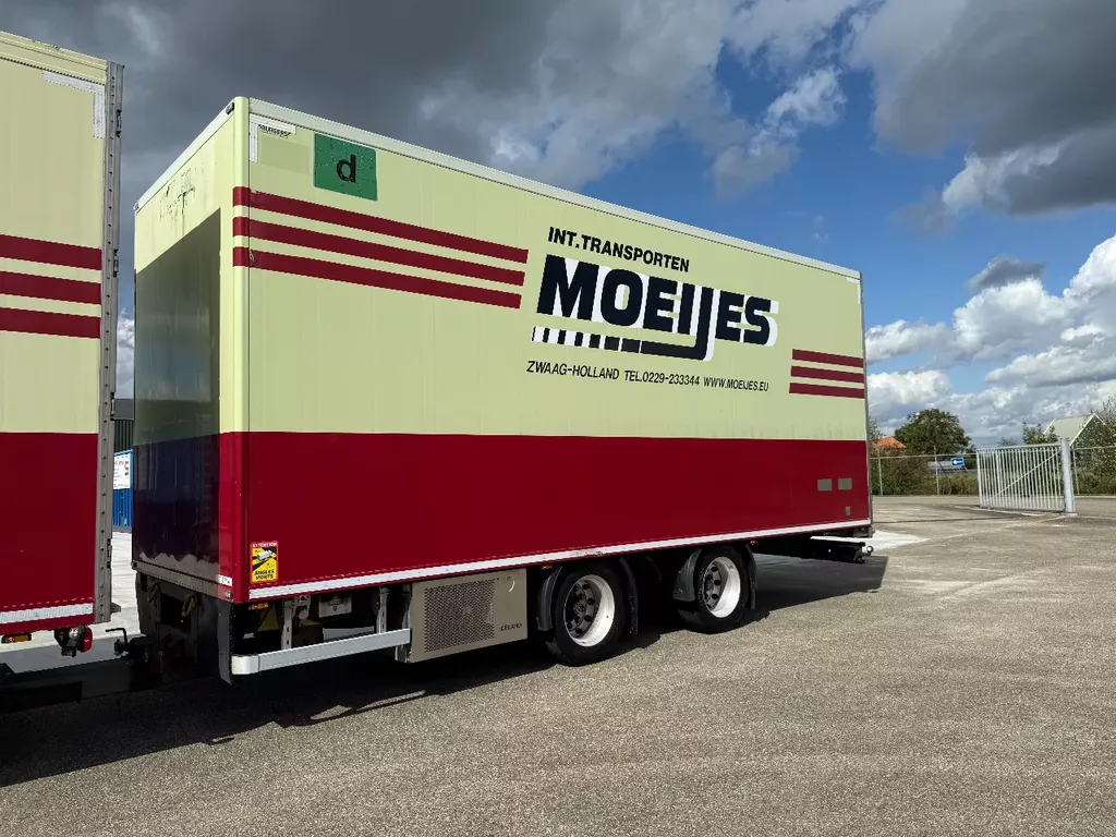 SYSTEM TRAILERS System trailer / Burgers 2-Achse Anhanger mit TRS Iceland