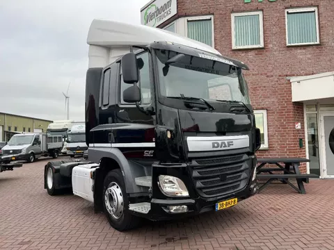 DAF 400 CF CF400 4X2 SLAAPCABINE MET RUIT IN DE ACHTERWAND HOLLAND TRUCK!!