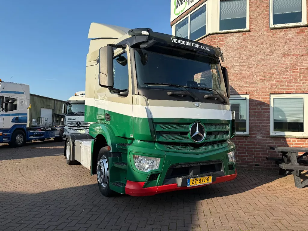 Mercedes-Benz Actros Actros 1833LS 4X2 nur 408tkm blatt/luft Sattelhohe 1.05m NEUWERTIG!!!!!!!!!!