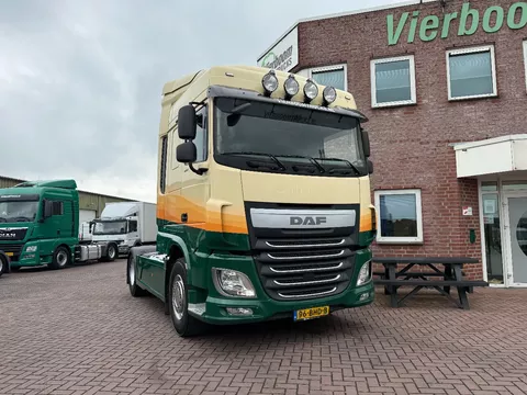 DAF XF 460 XF460 4X2 SPACECAB / HYDRAULICS /