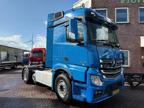 Mercedes-Benz Actros Actros 2445LS 6X2 Midlift Hydrauliek Holland Truck Tyres 80%